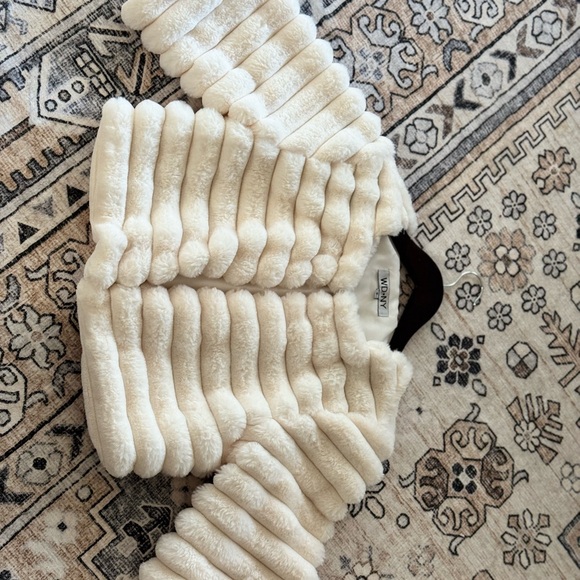 WD.NY Ivory Faux Fur Cropped Pea Coat for Kids - Picture 2 of 4